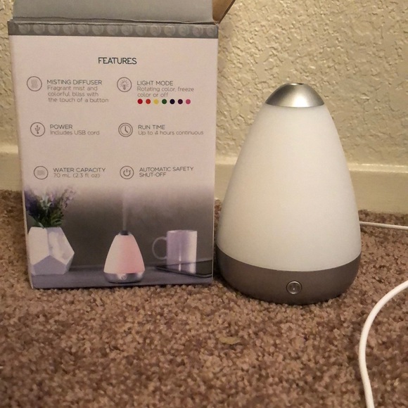 Essential Oil Diffuser - Picture 3 of 3